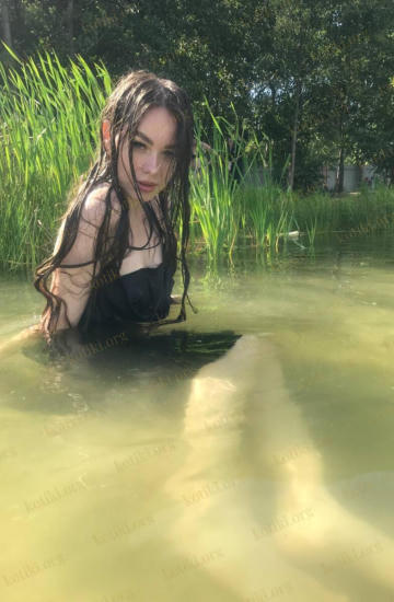 Анюта, Киев