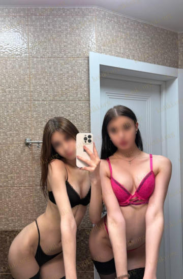 Пара студенток ЖМЖ, Київ — Фотографії 2